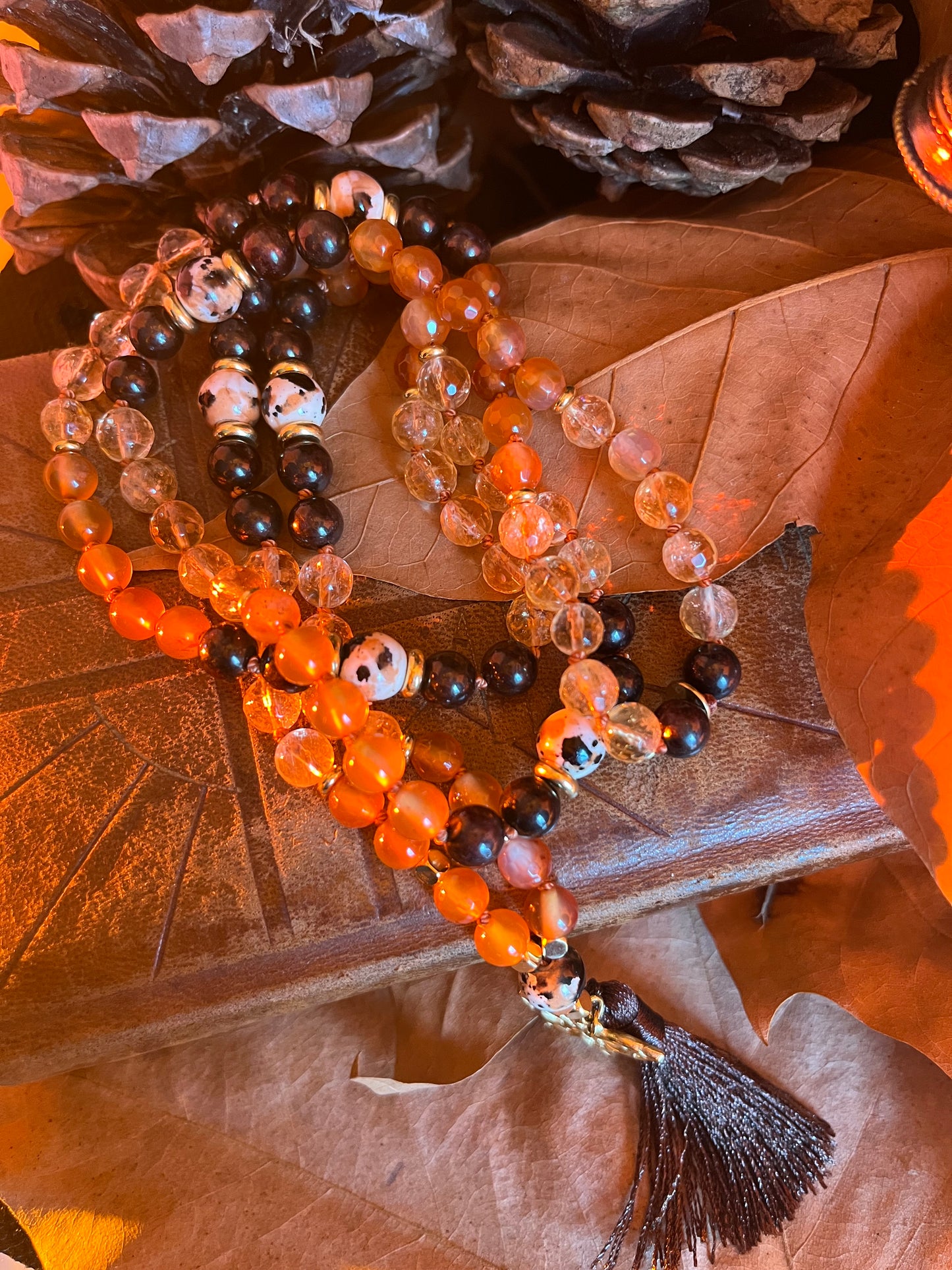 Mala Renaissance 108 – Mala spirituel en grenat, cornaline, citrine – Bijou énergétique de transformation – Méditation – Lithothérapie