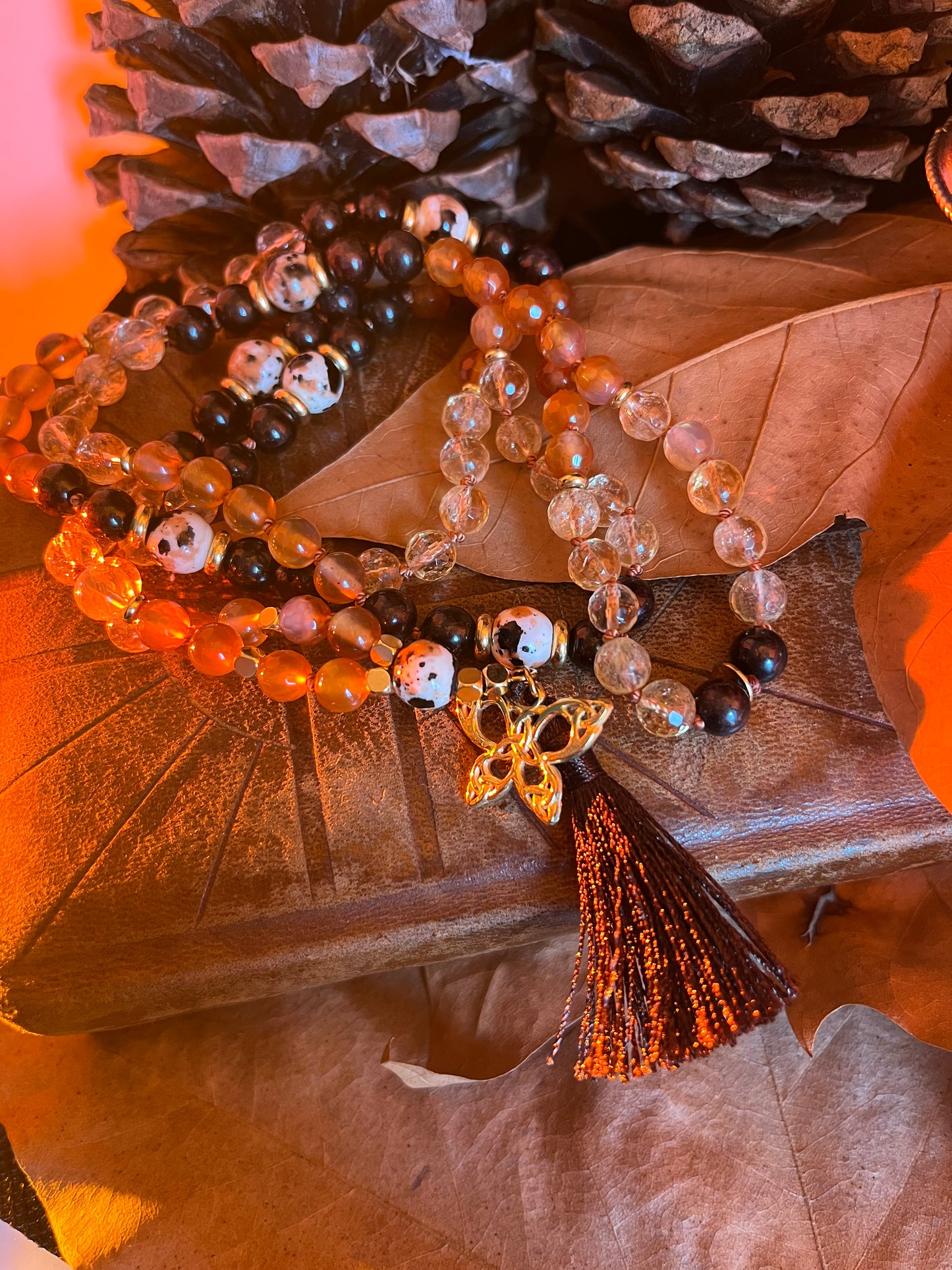 Mala Renaissance 108 – Mala spirituel en grenat, cornaline, citrine – Bijou énergétique de transformation – Méditation – Lithothérapie